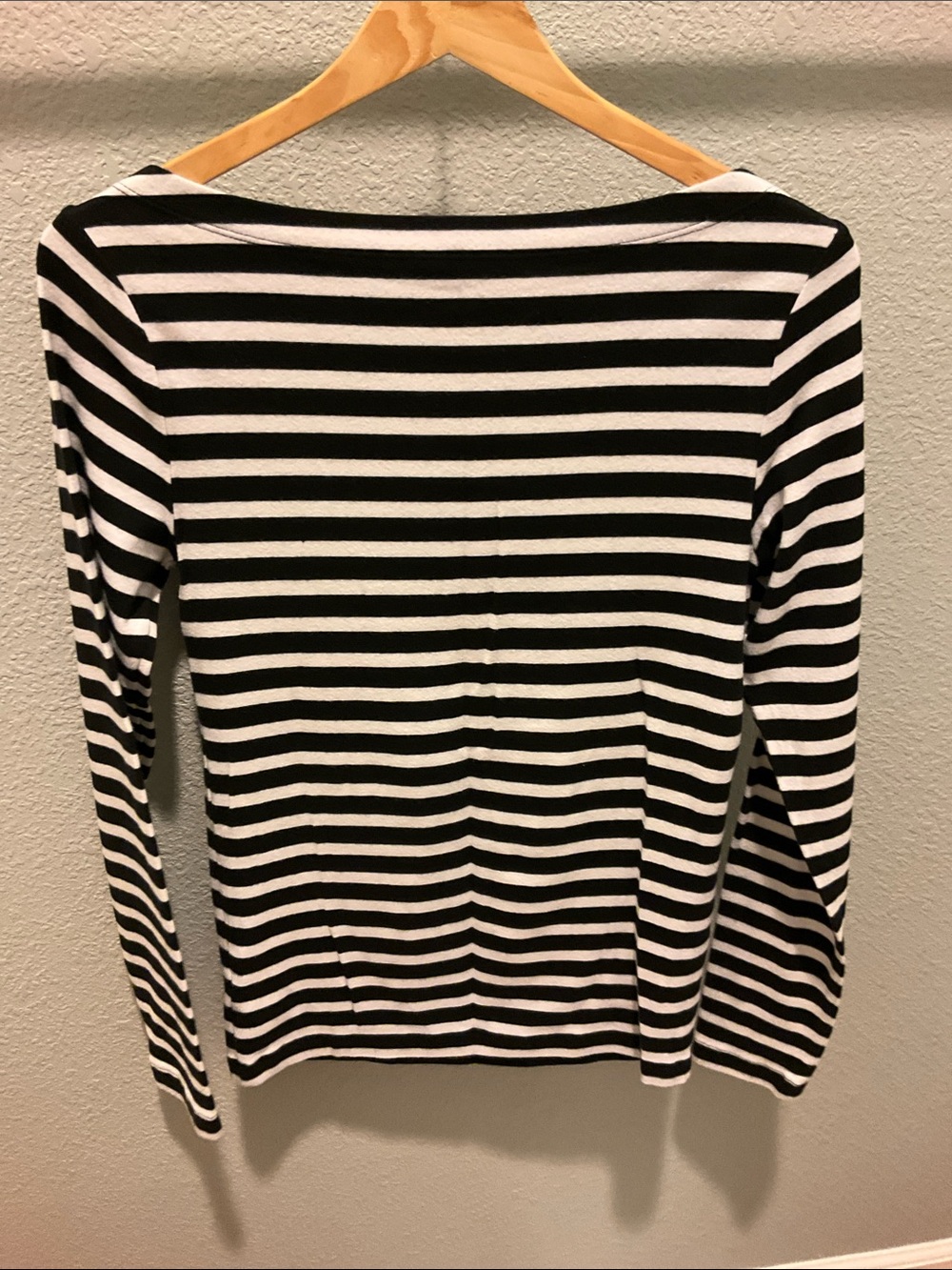 GAP Black & White Striped Long-Sleeve Boatneck Top - Picture 3 of 4